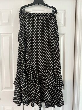 torrid Black and White Diamond Print High-Low Ruffle Skirt